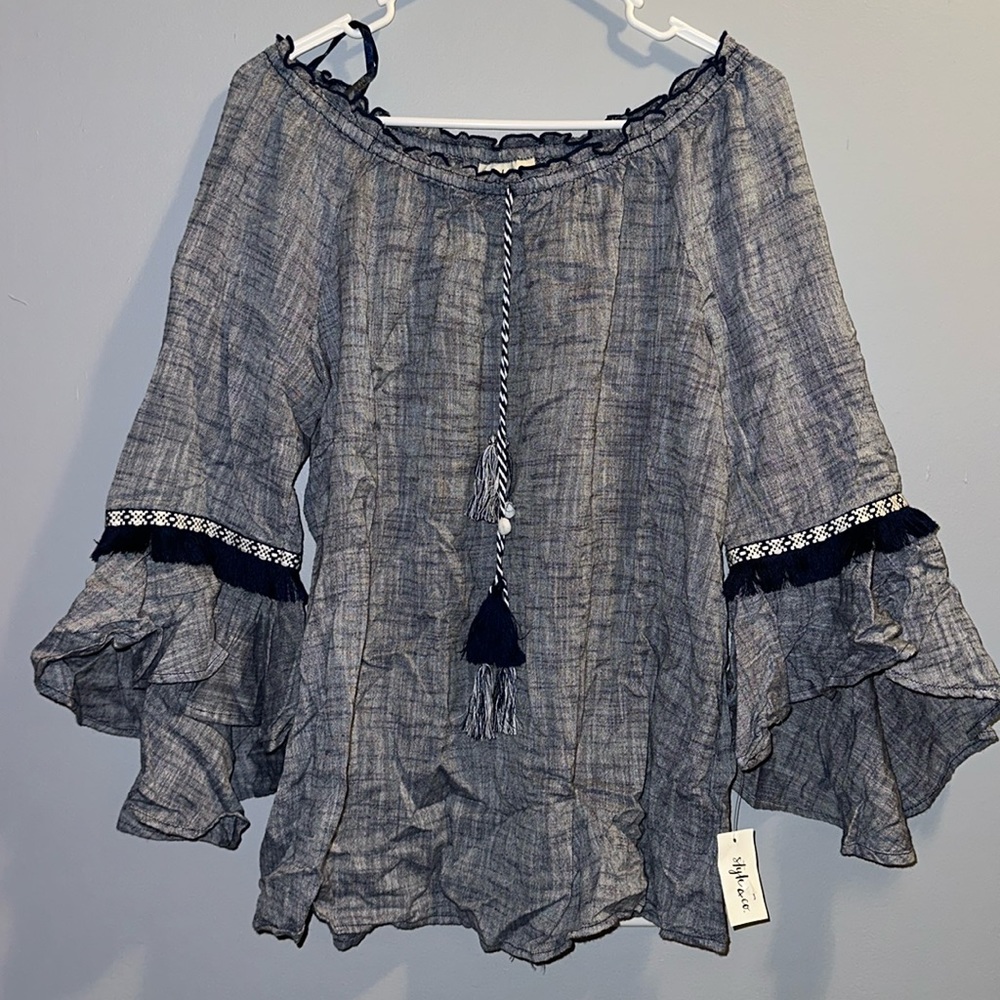 Women’s light flowy Top